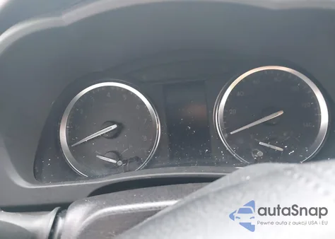 2018 Toyota Highlander Xle from USA, damaged, VIN 5TDJZRFH4JS556306